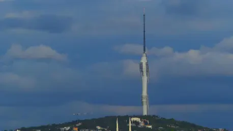 Innovative Holographic Antenna Design for Omnidirectional Coverage