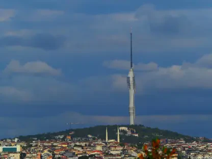 Innovative Holographic Antenna Design for Omnidirectional Coverage